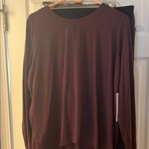 Athleta medium Elegant Plum Long Sleeve Top